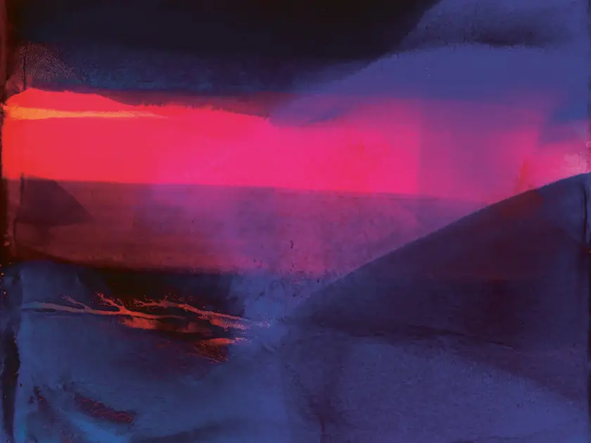 Composition abstraite aux dégradés de bleu, violet et rose, évoquant une atmosphère nocturne.